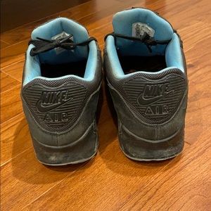 MENS Nike Air Max size 9.5